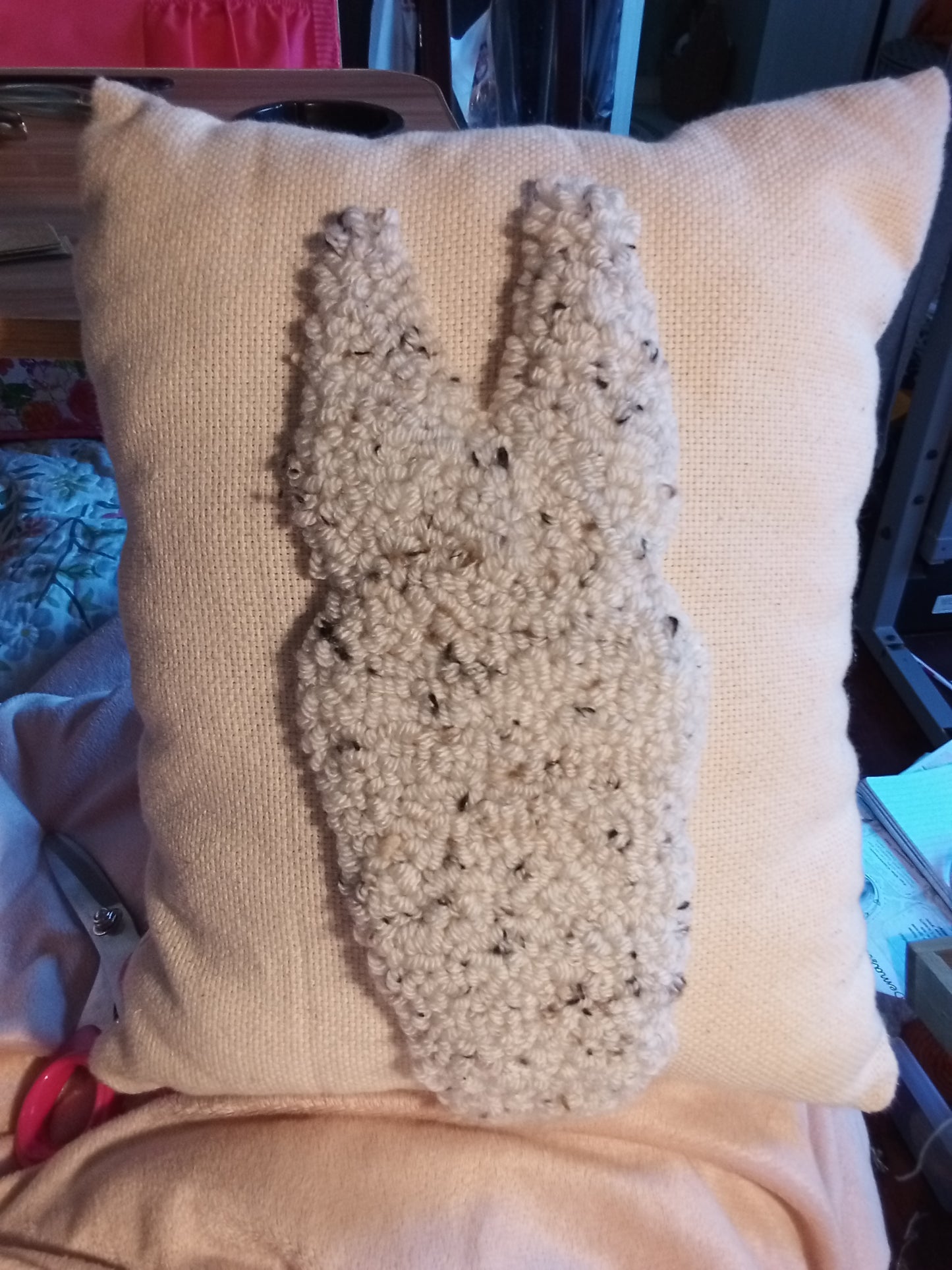 Mule pillow - untrimmed